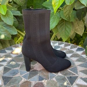 Charles david nylon bootie